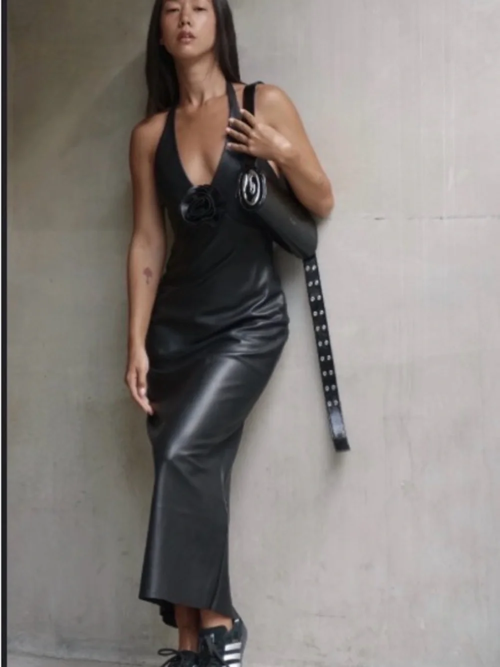 Meshki halter faux
